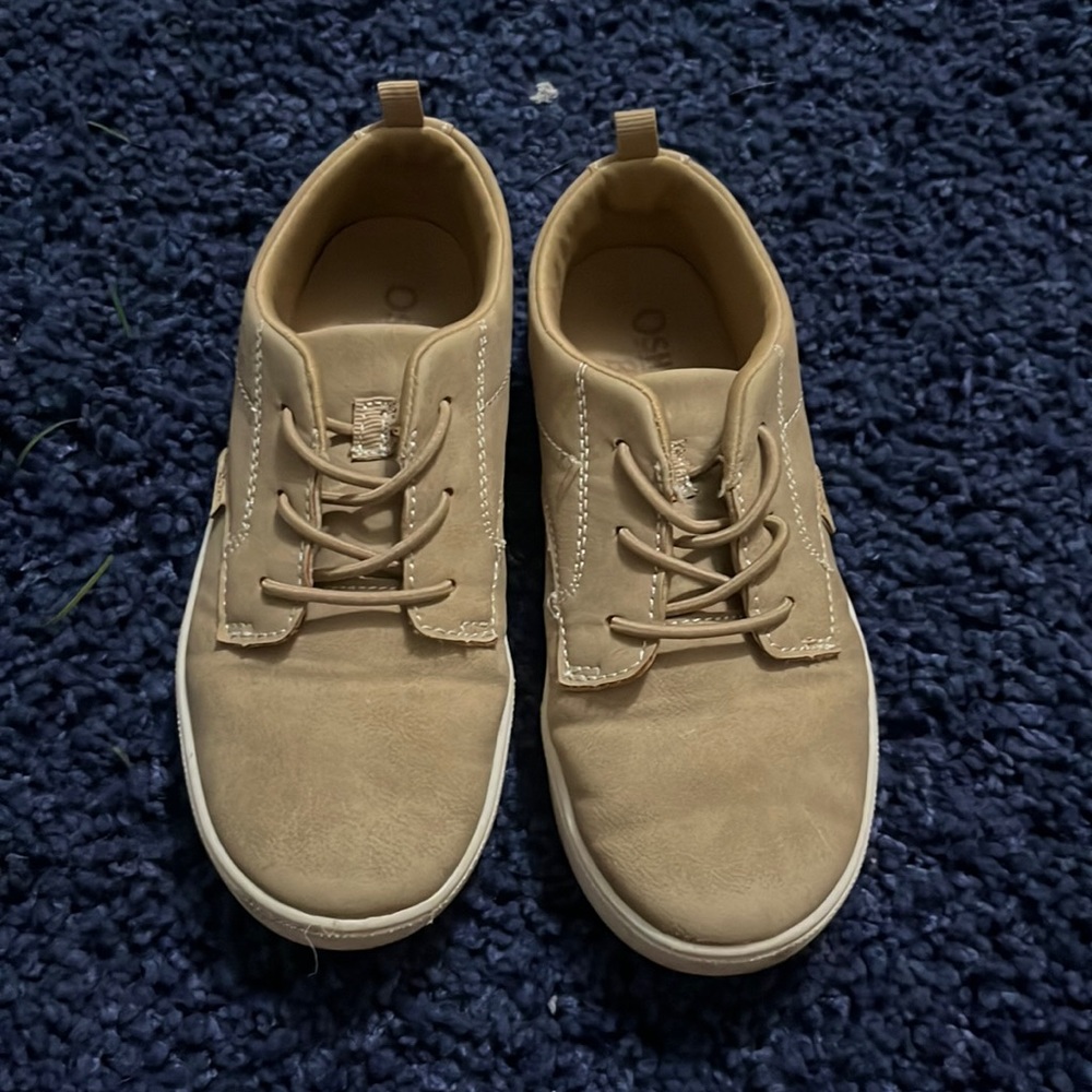 OshKosh boys dress shoes